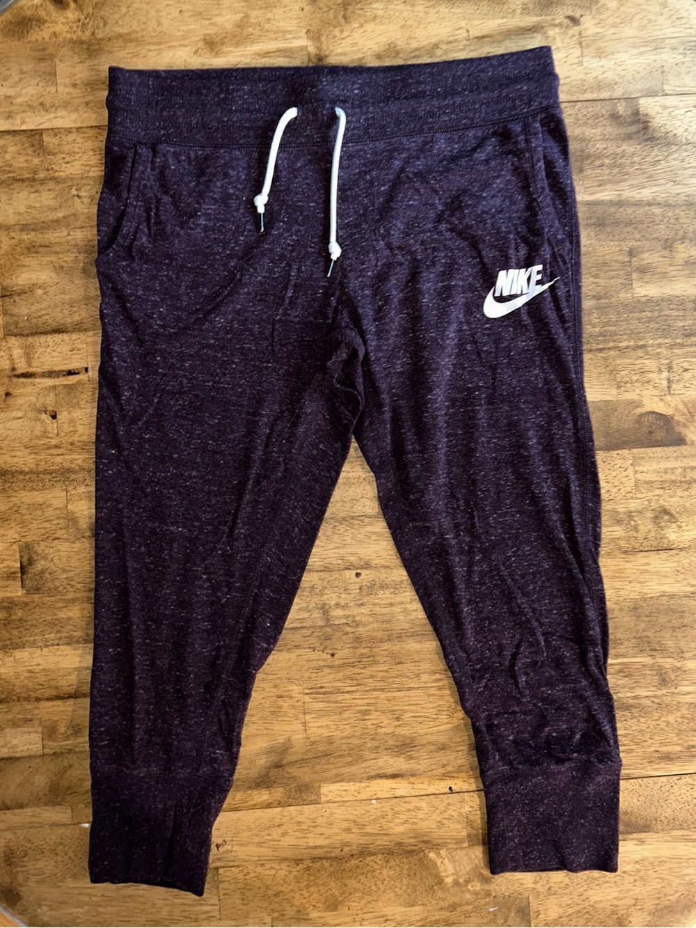 Nike Cropped Joggers